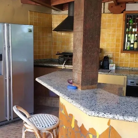 Charmantes In Mit Garten Holiday home Guia de Isora (Tenerife)
